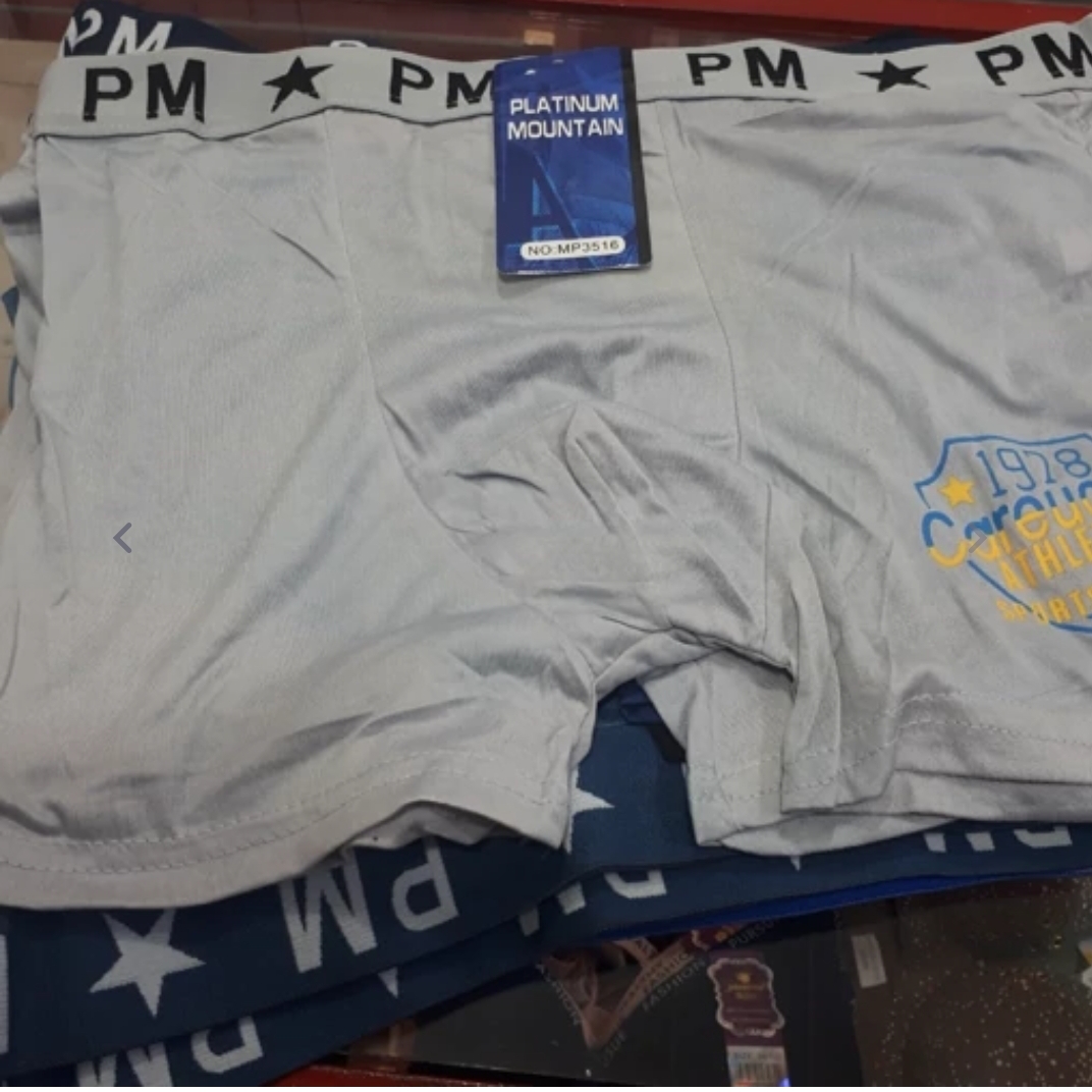 شورت نیم پا گیاهی مردانه کش اسپورت فری سایز یک طرف کمر بدون کشیدن ۳۷ تا ۳۸ سانت فاق نزدیک 23 تا 24  سانت