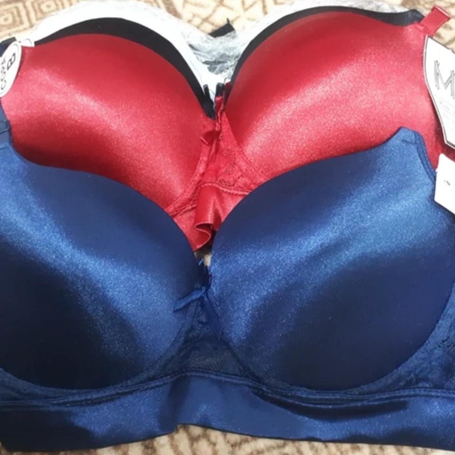 سوتین اسفنجی فنردار زنانه کاپ بی سایز بندی خارجی